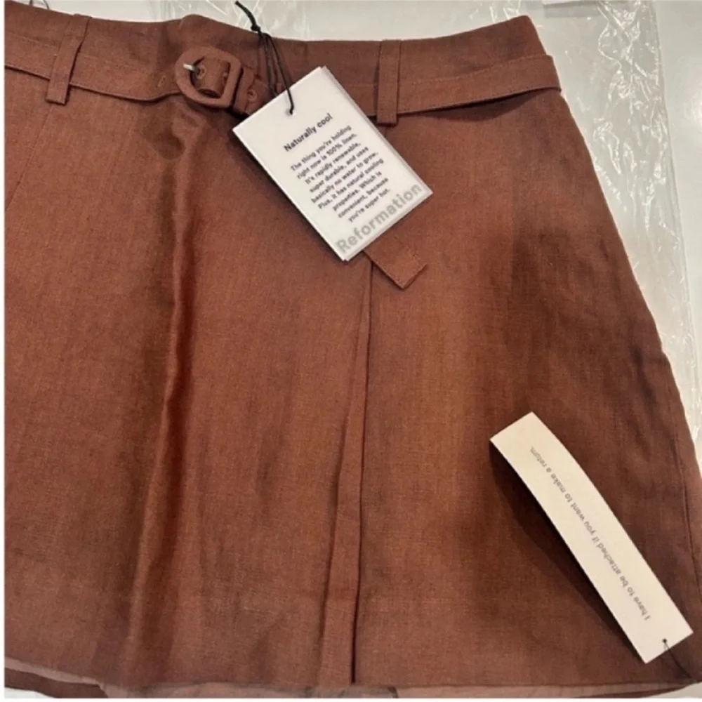 NWT • Reformation Rory Linen Skirt in Chocolate Cake - Picture 4 of 6